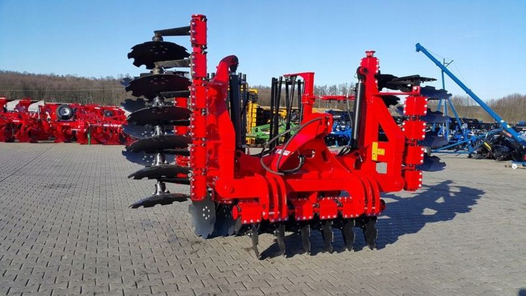 Brona zawieszana hydrauliczna Strumyk Tiger TH II brony hydrauliczne — zdjęcie 2