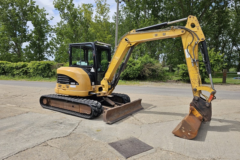 Minikoparka Caterpillar 305D — zdjęcie 1