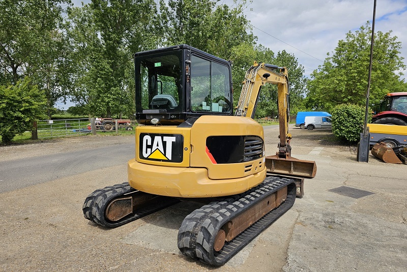 Minikoparka Caterpillar 305D — zdjęcie 2
