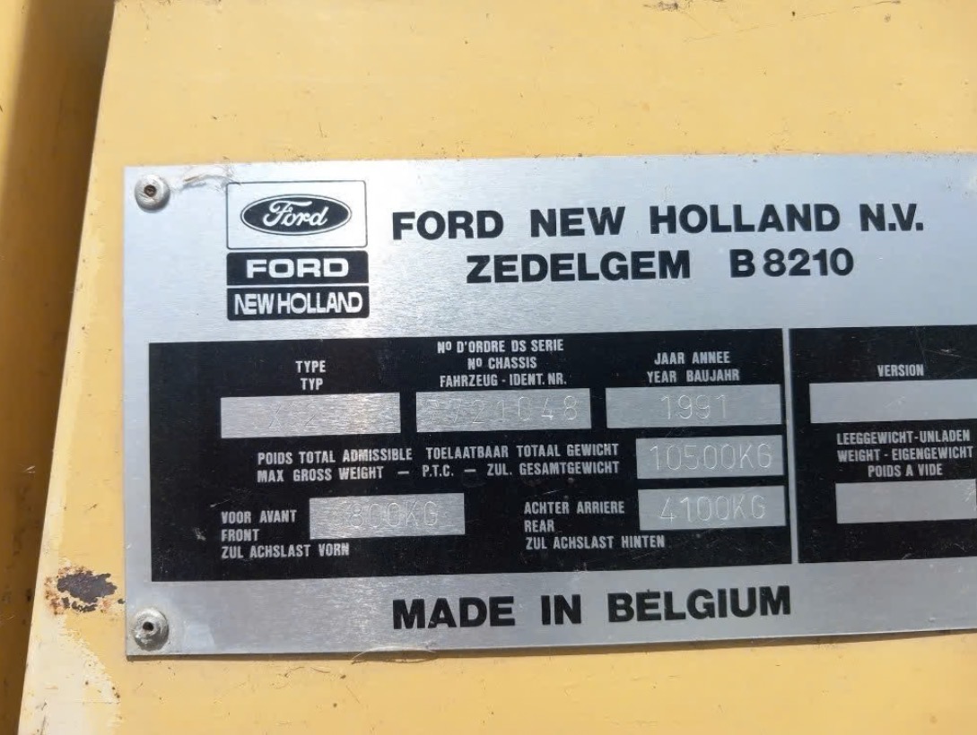 kombajn zbożowy New Holland TX32\. — zdjęcie 7