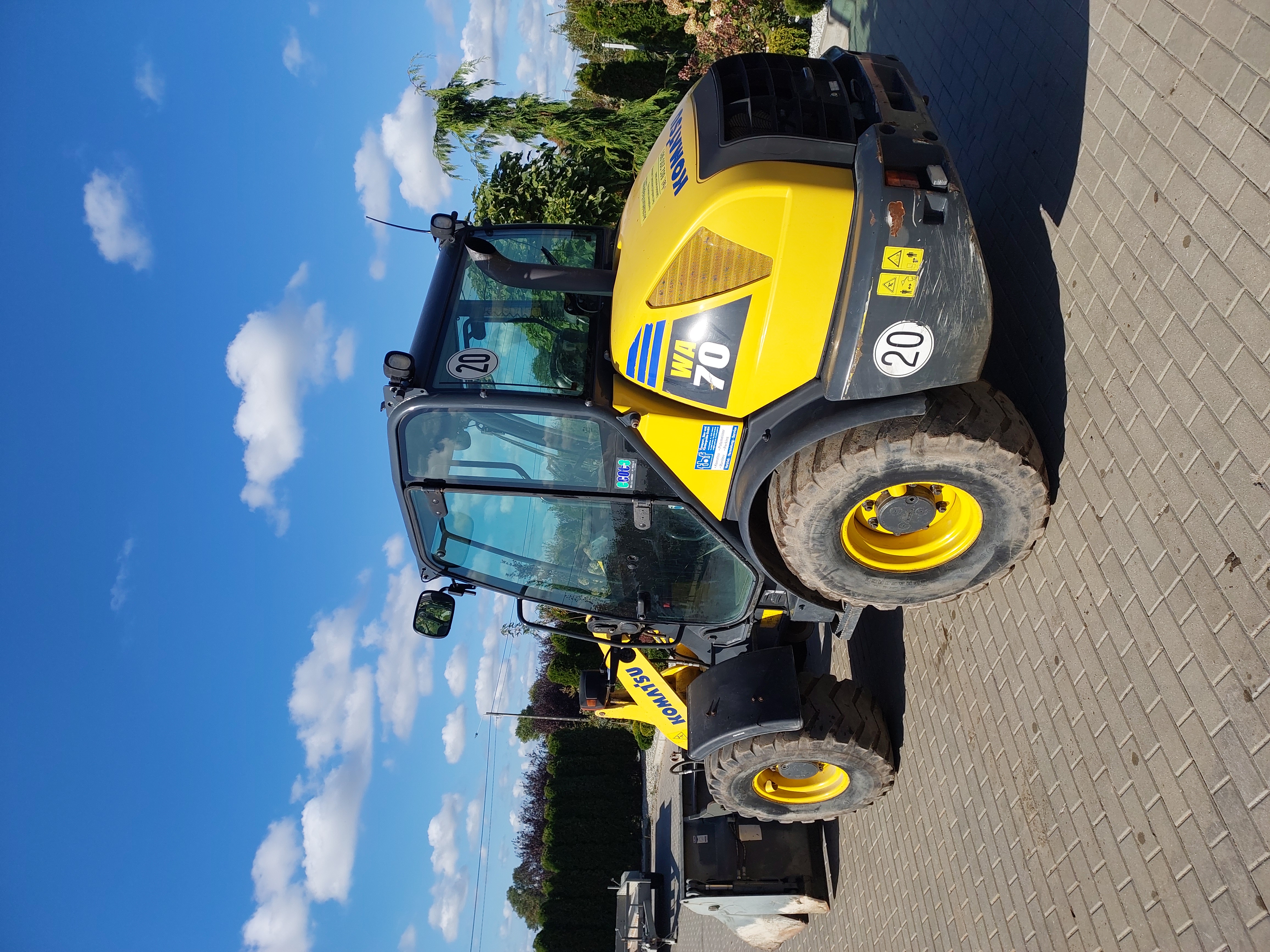 Ładowarka Komatsu WA70-7 Łyżka, widły do palet — zdjęcie 3