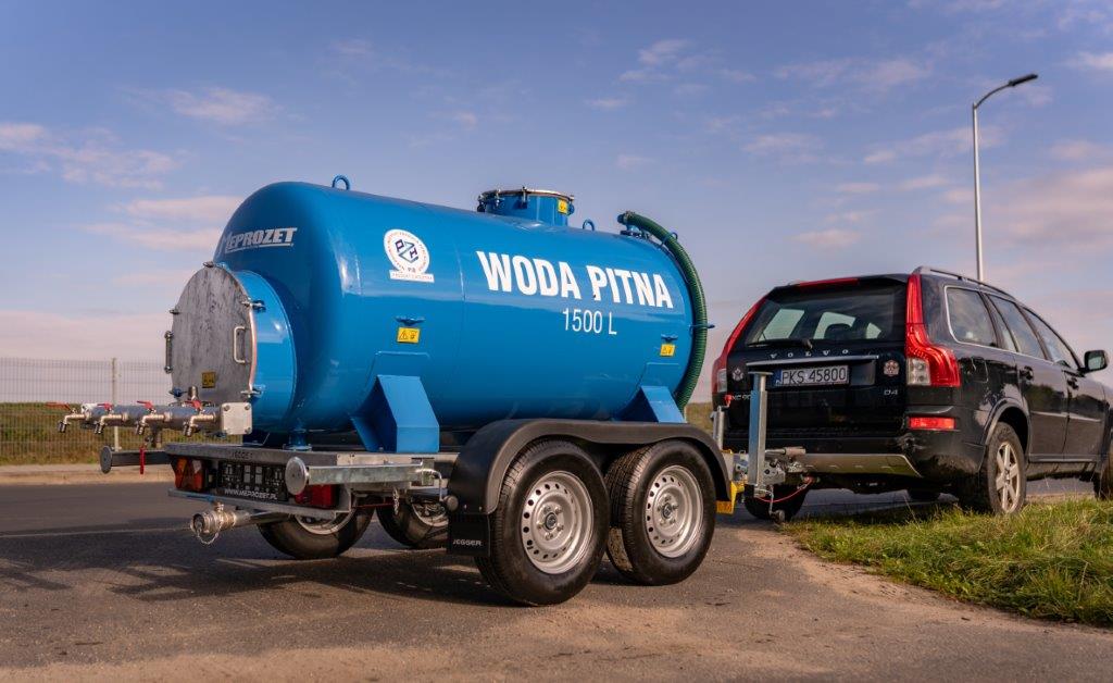 Wóz do wody pitnej beczkowóz Meprozet 1000 L 1500 L na przyczepie samochodowej — zdjęcie 3
