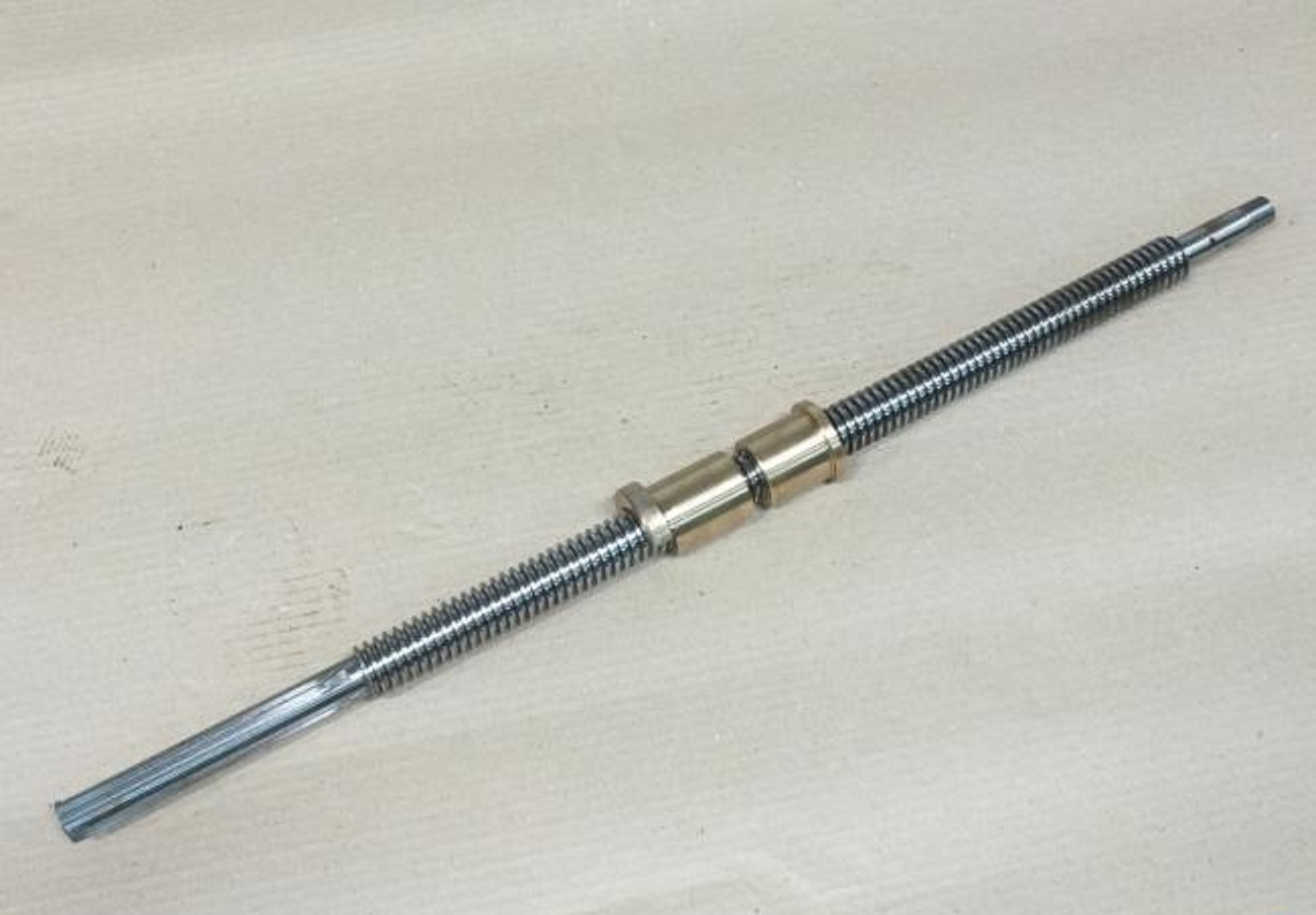 Śruba trapezowa osi X frezarka FWD 25 FWC 32 JAFO tel. 601273528