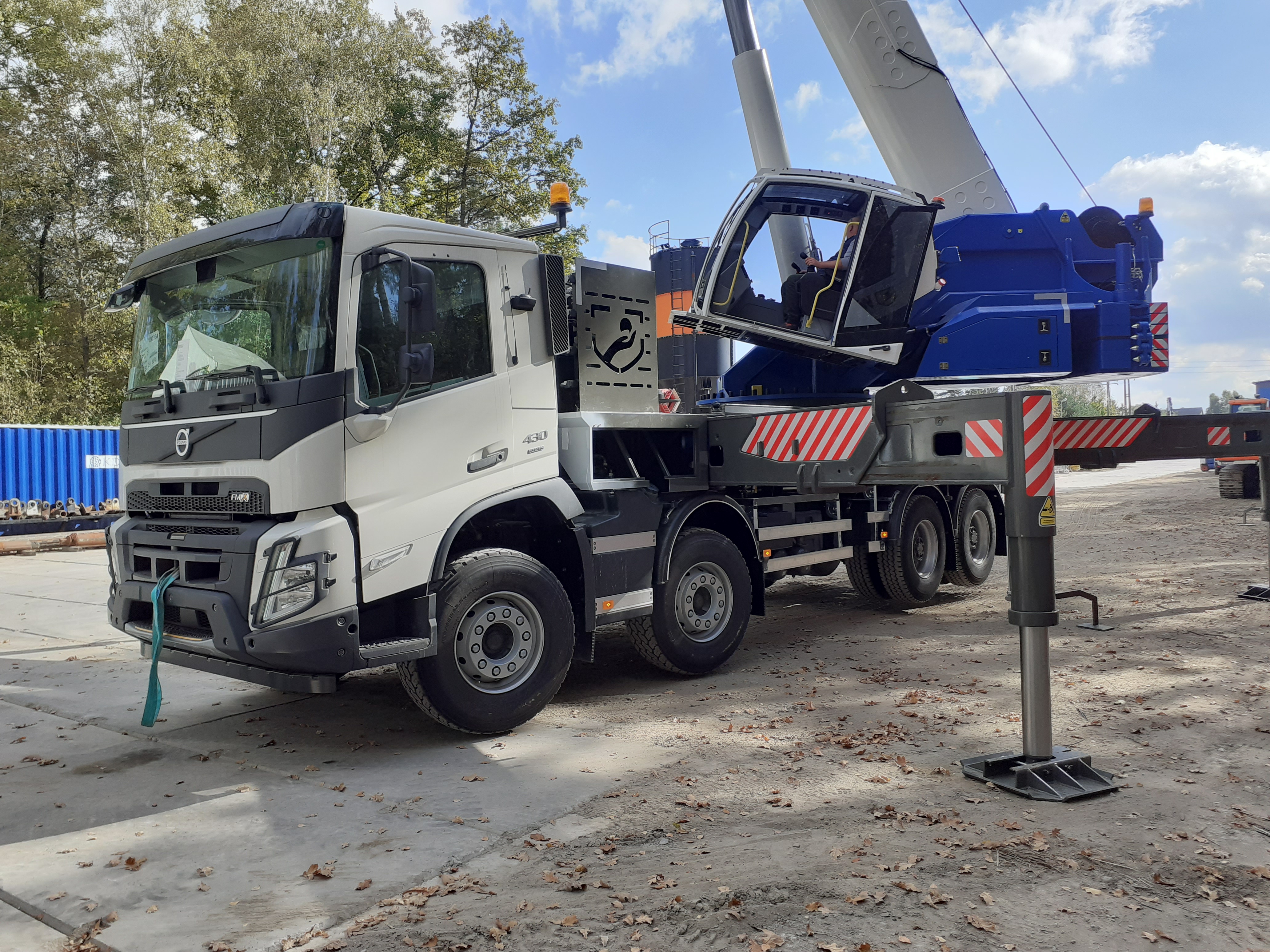 Żuraw Hidrokon HK 180 33 T3 (60 ton) — zdjęcie 2