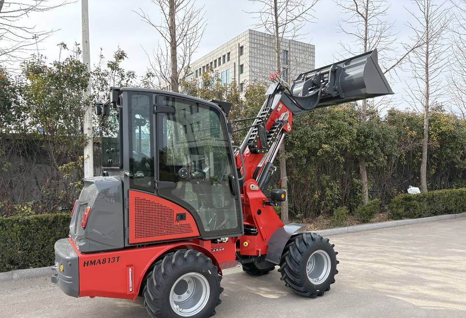 Ładowarka teleskopowa HORNET PRO HMA 813T udźwig 1500 kg gwarancja NOWA — zdjęcie 4