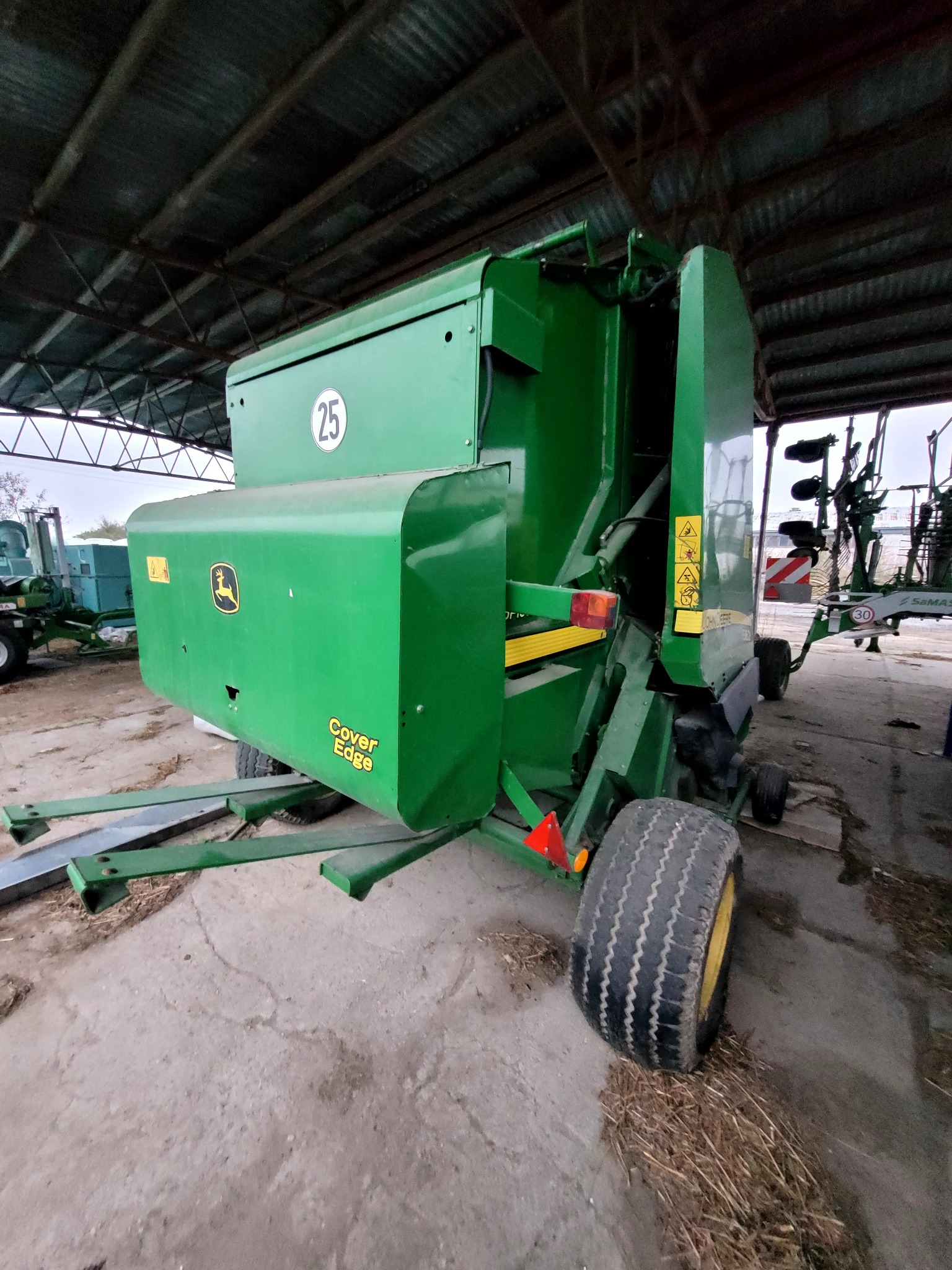 Prasa rolująca John Deere 582.2, 2008 r. — zdjęcie 1