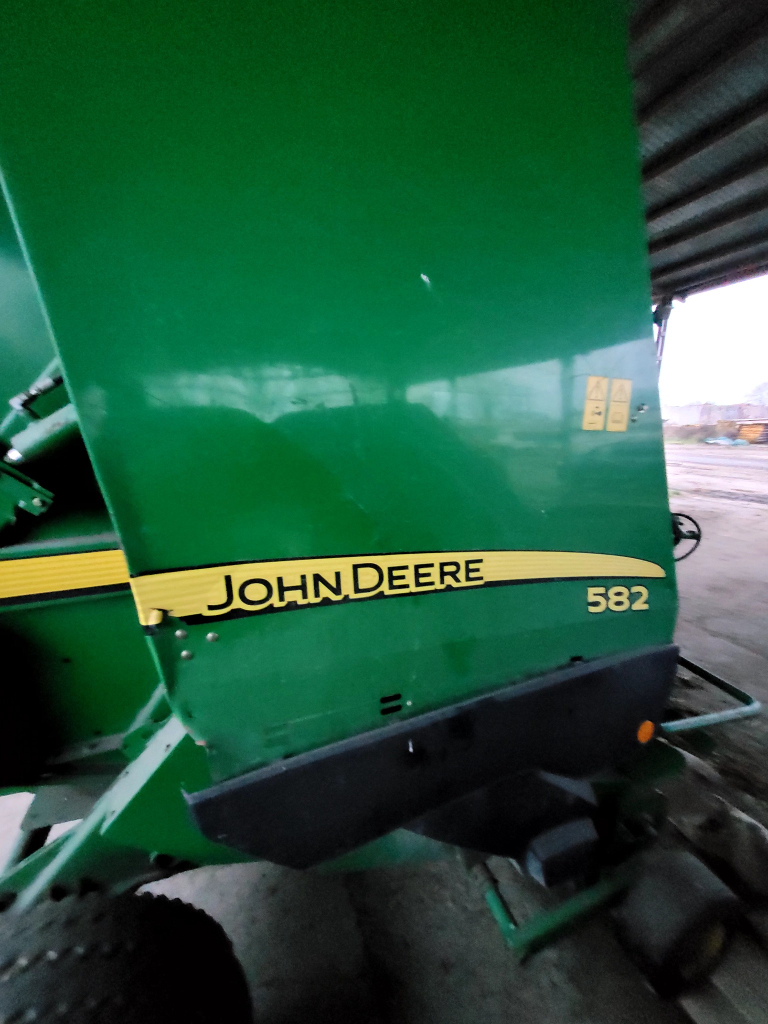Prasa rolująca John Deere 582.2, 2008 r. — zdjęcie 2