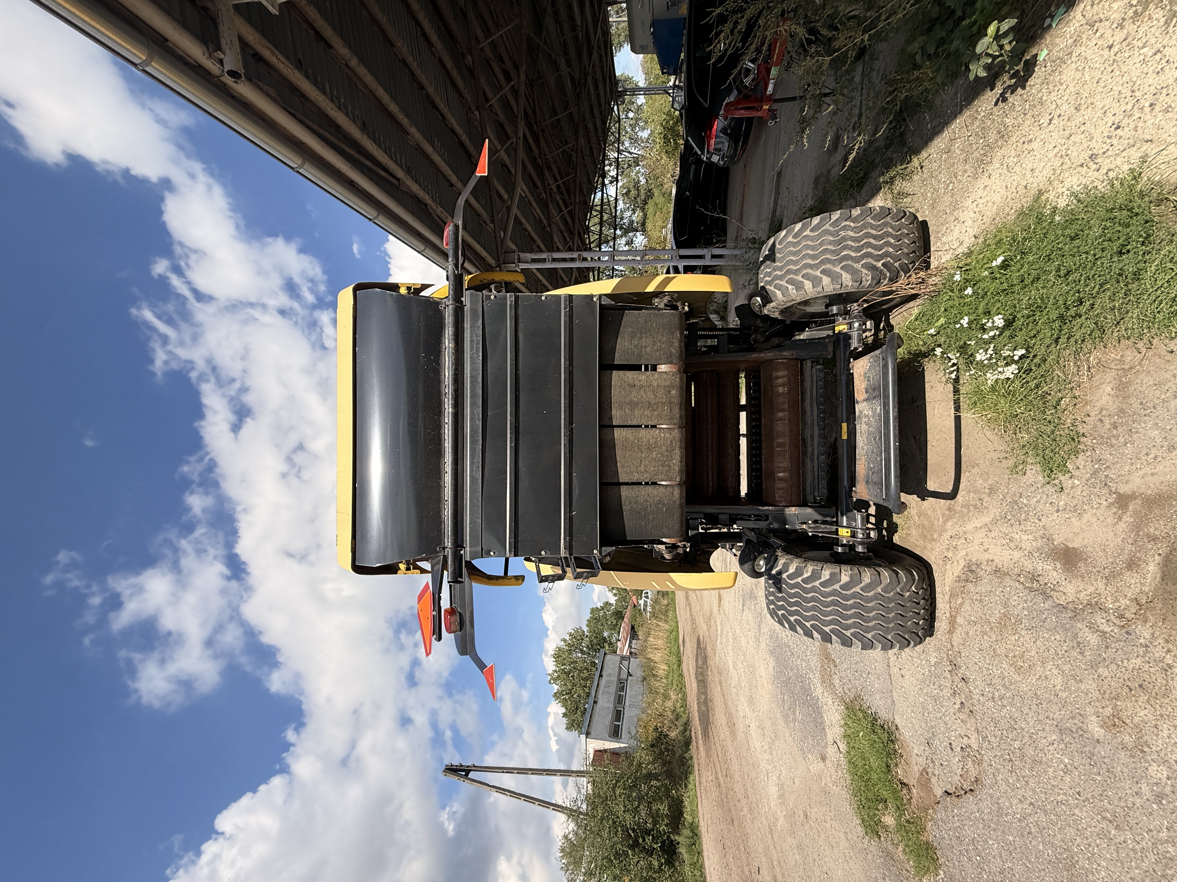 New Holland Roll-Belt 150 CropCutter, 2015 r. — zdjęcie 6